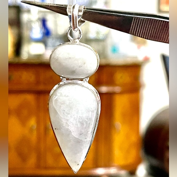 Teardrop Large Rainbow Moonstone “The Visionary Stone” Pendant - Picture 3 of 6